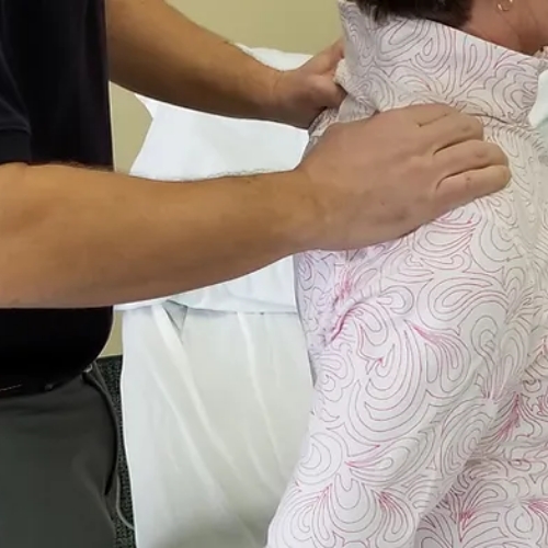neck-pain-relief-TOP-Physical-Therapy-Sterling-Heights-Southfield-MI