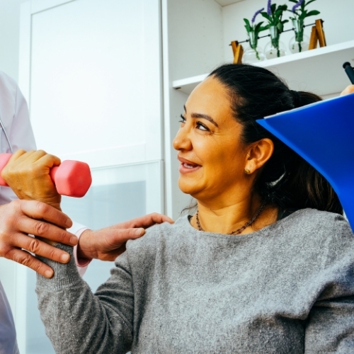 wrist-pain-relief-TOP-Physical-Therapy-Sterling-Heights-Southfield-MI